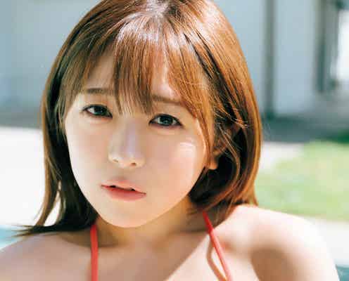 武田智加、ビキニ姿で“マシュマロボディ”披露 HKT48卒業後初「ヤンマガ」登場