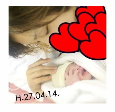 我が子との2ショットも公開/まりたんオフィシャルブログ(CROOZ)より