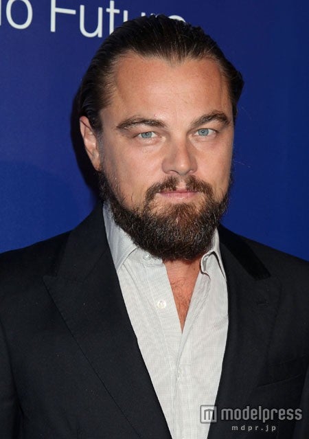 レオナルド・ディカプリオ、痩せてコーチェラに出没