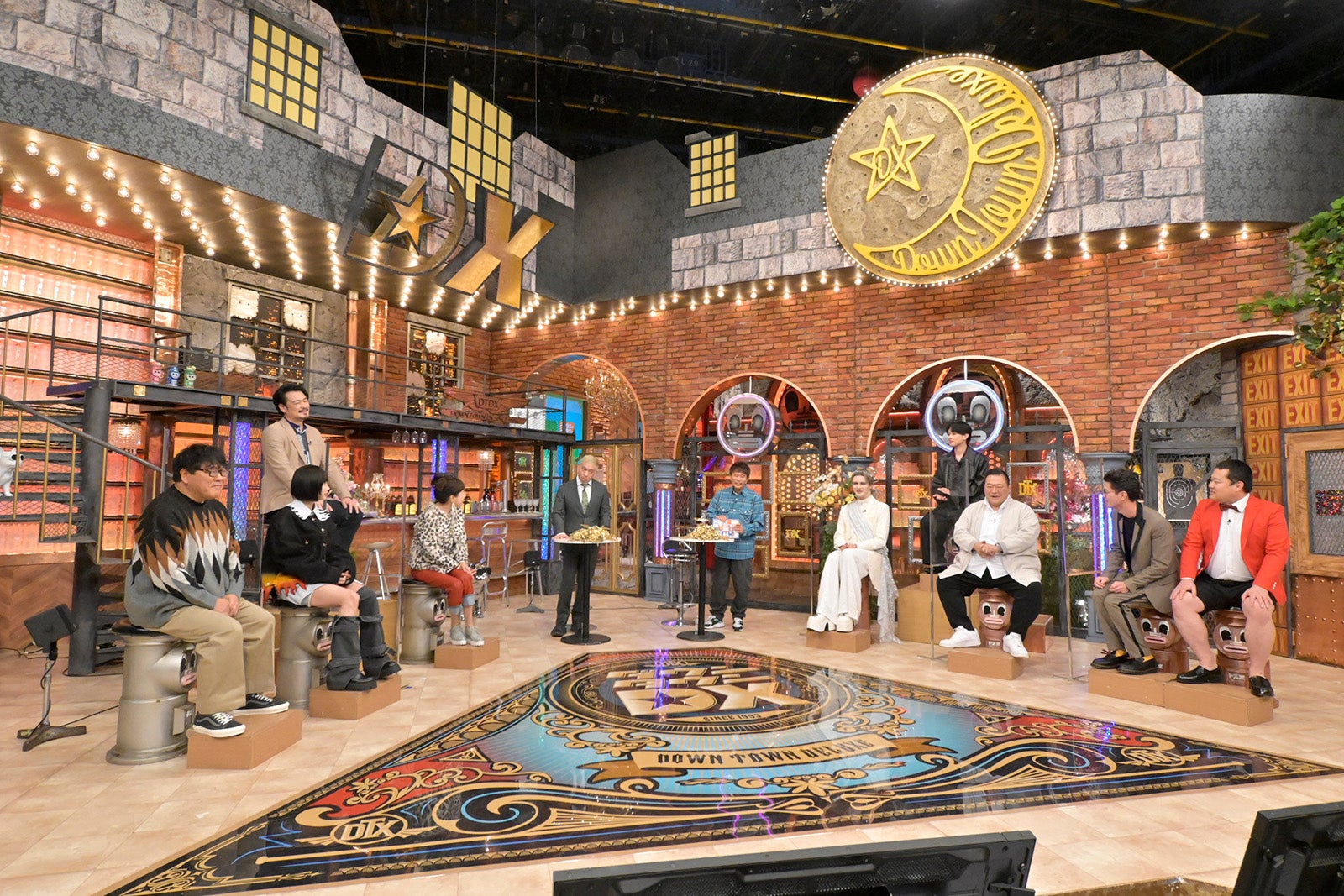 （左から）カンニング竹山、あの、小田井涼平、かたせ梨乃、松本人志、浜田雅功、Matt、宮世琉弥、豊ノ島大樹、芝大輔、ともしげ （C）読売テレビ