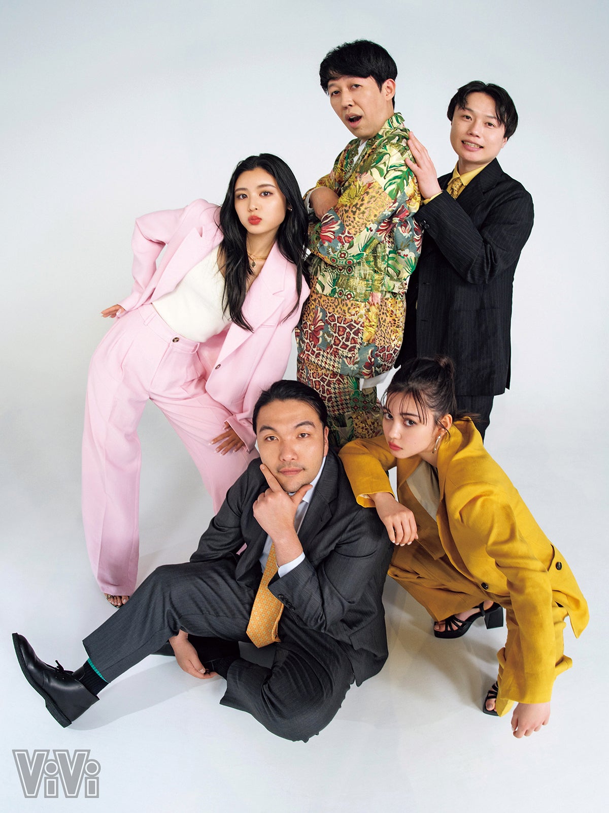 （左上から時計回りに）古畑星夏、小籔千豊、リリー、愛花、盛山晋太郎（画像提供：講談社）