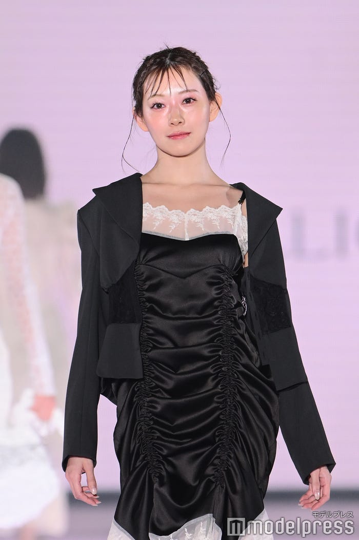 「関コレ 2023 S/S」より(C)モデルプレス