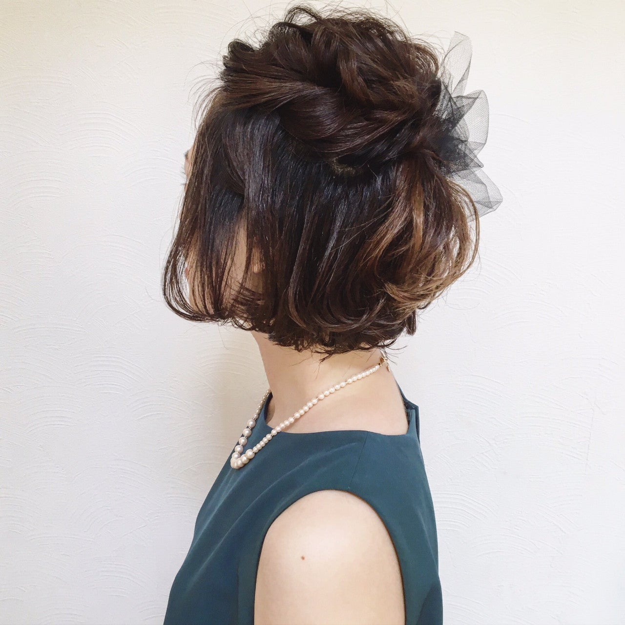 結婚式におすすめ♡ショートヘアのアレンジ方法をご紹介！ モデルプレス