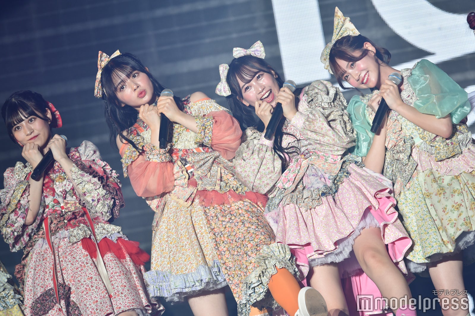 FRUITS ZIPPER（C）モデルプレス