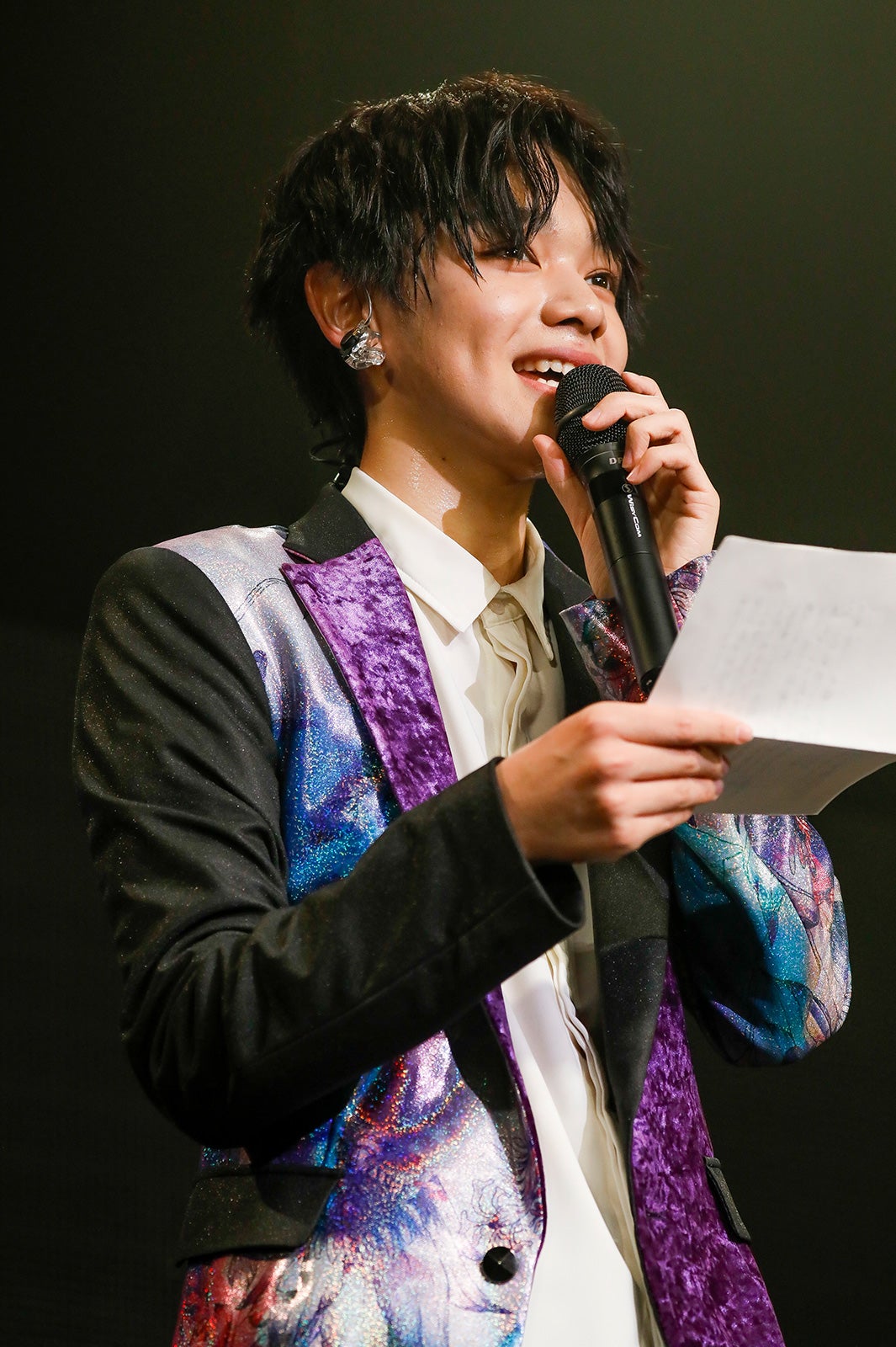 M!LK『7人7色～Winding Road～』（C）笹森健一、小坂茂雄