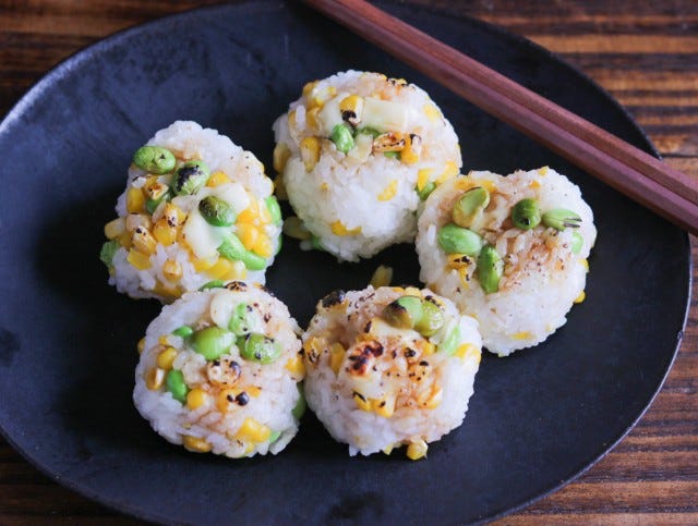 とうもろこしおにぎり