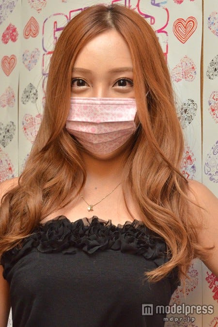ざわちん 板野友美らのものまねメイク誕生の秘密を明かす モデルプレスインタビュー モデルプレス ざわちん 板野友美らのものまねメイク誕生の秘密を明かす モデルプレスインタビュー モデルプレス