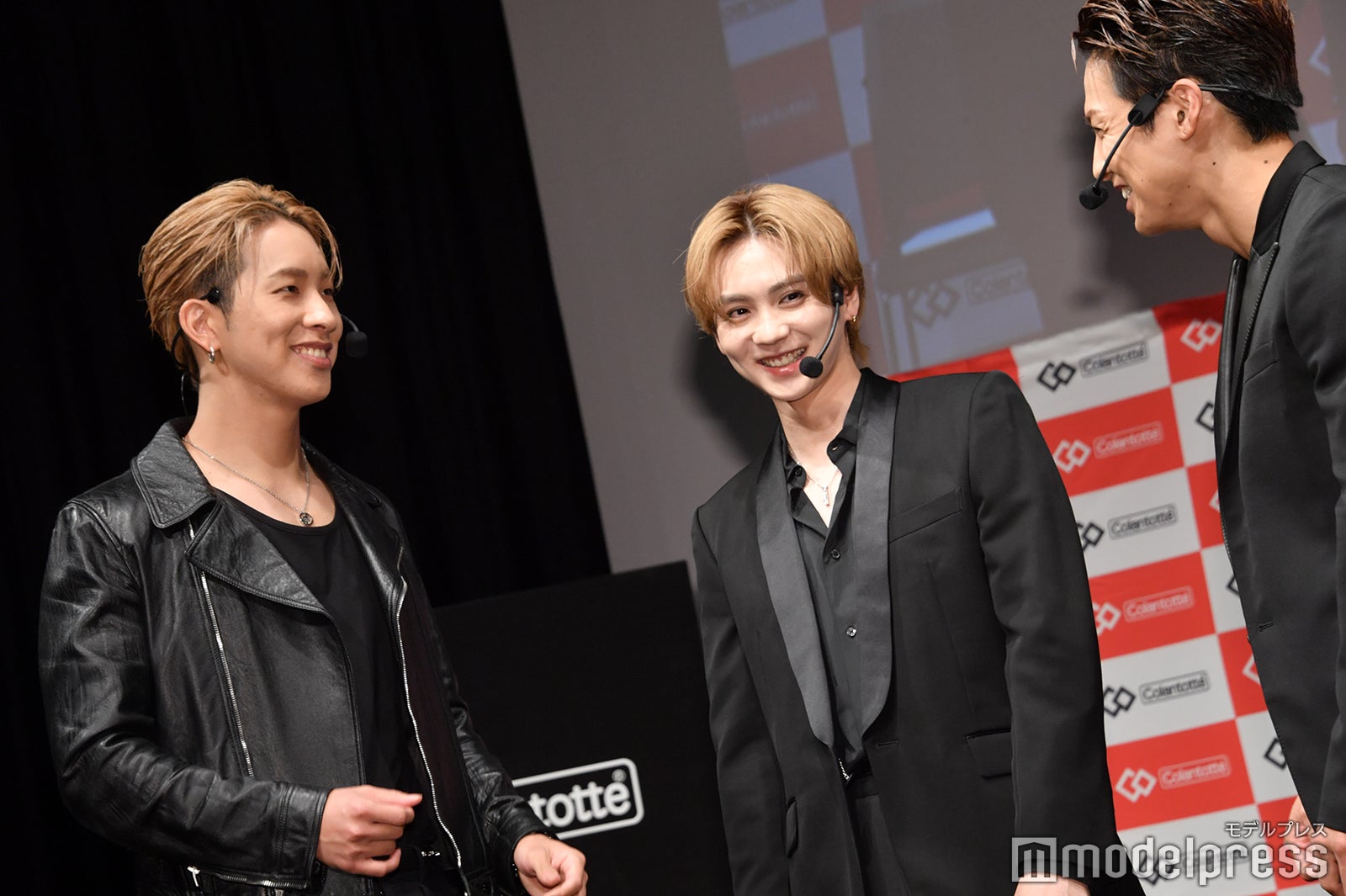 イベントの合間も仲睦まじい陣、吉野北人、RIKU（C）モデルプレス