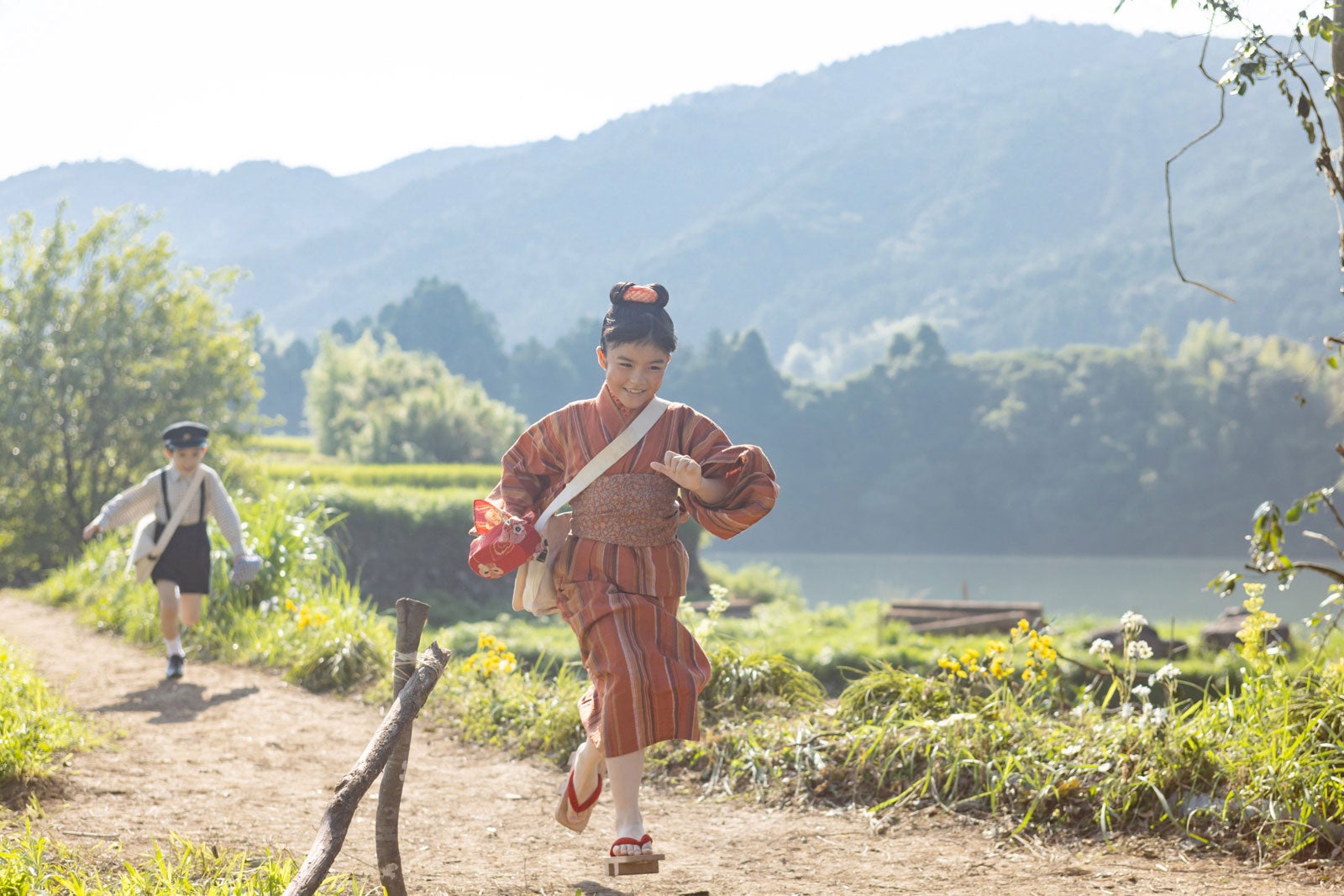 木村優来、永瀬ゆずな「あんぱん」第4話（C）NHK