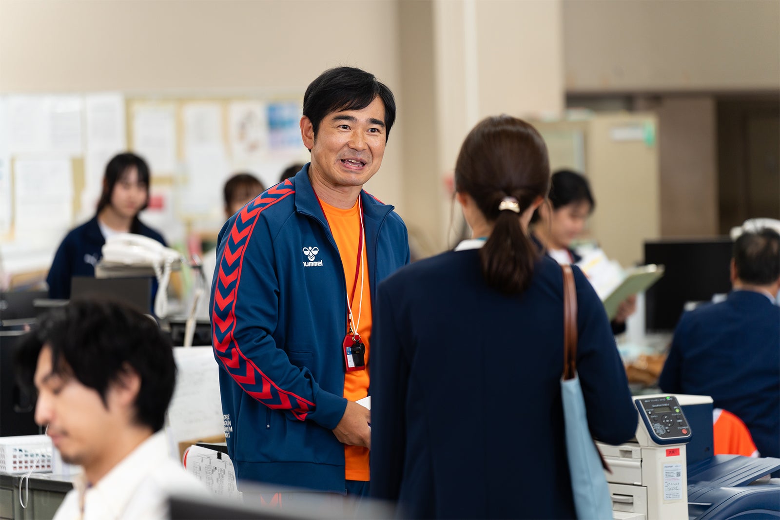 浜谷健司（ハマカーン）「素晴らしき哉、先生！」第1話より（C）ABCテレビ