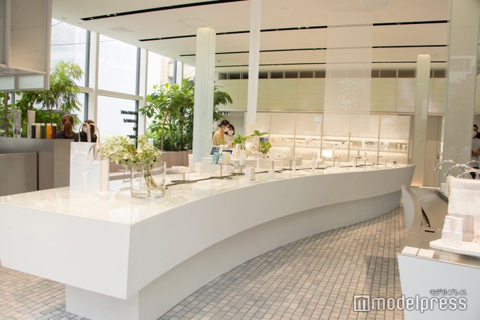 「SKINCARE LOUNGE BY ORBIS」ストア内の様子(C)モデルプレス