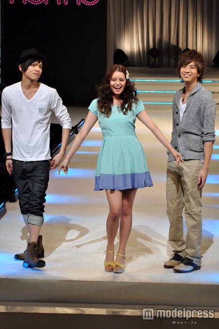 （写真左から）山本裕典、岸本セシル、三浦翔平