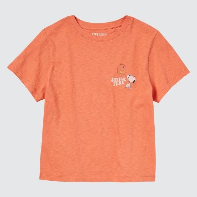 ユニクロ　スヌーピーコラボ　新作　ラブサンシャイン＆ピーナッツUTグラフィックTシャツ
