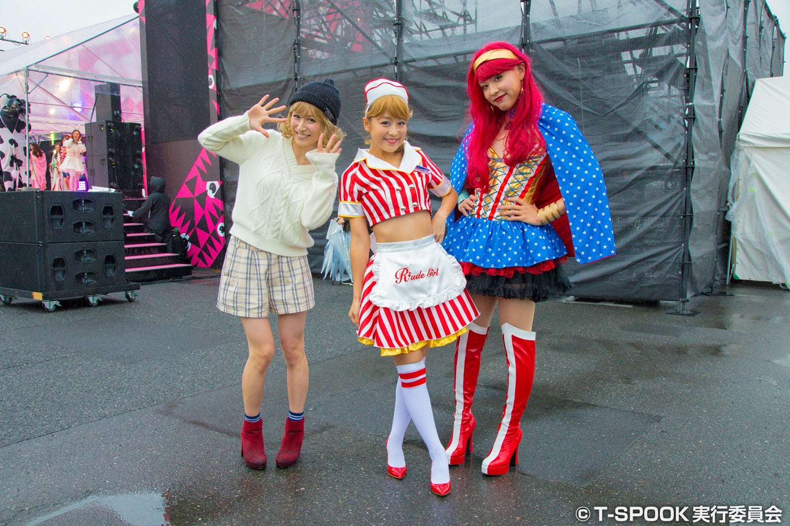 おかもとまり、鈴木奈々、ぺえ（C）T-SPOOK実行委員会