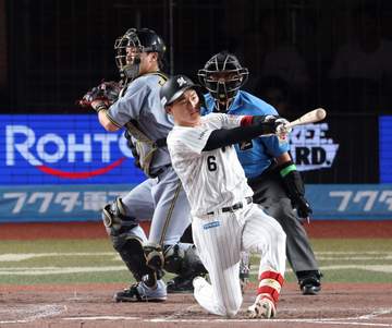 ロッテ・サブロー監督「いいピッチャーが来たらまだまだひよっこばかり」阪神・高橋の前に8回わずか2安打 交流戦初黒星で借金完済ならず