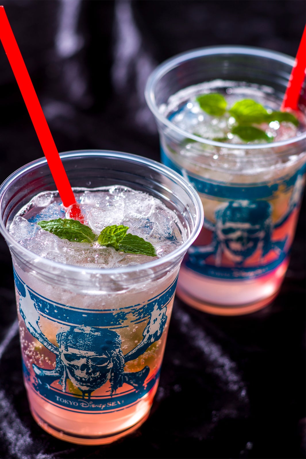 グアバベリーモヒート1杯￥680 （C）Disney