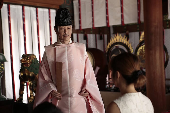 リリー・フランキー(C)2017『巫女っちゃけん。』製作委員会