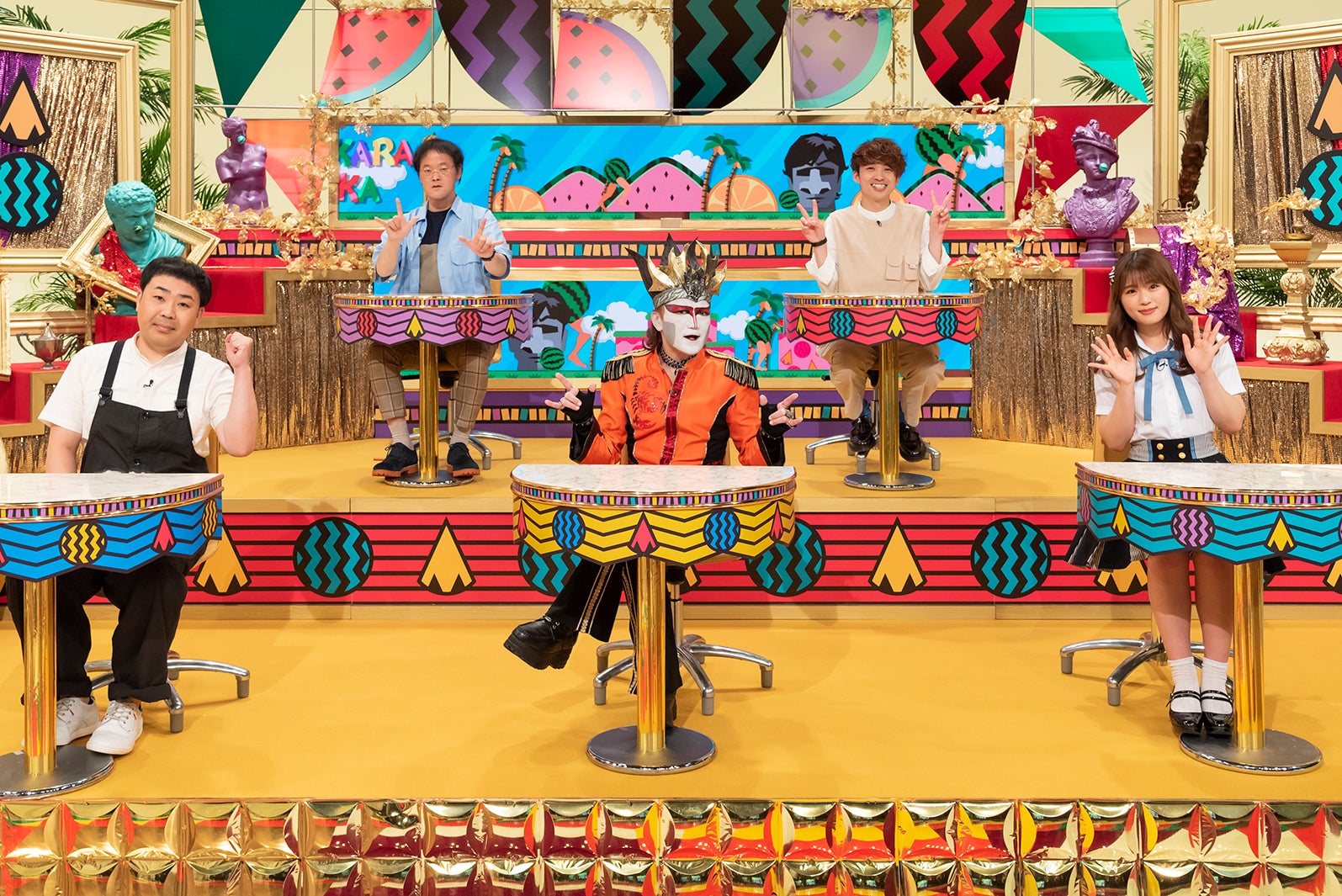 （後列左から）稲田直樹、河井ゆずる（前列左から）岩尾望、デーモン閣下、渋谷凪咲（画像提供：読売テレビ）