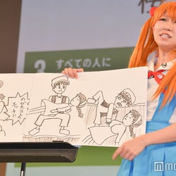 桜 稲垣早希 Evaネタ封印で 不平等 を訴えるイラスト芸を披露 京都国際映画祭17 モデルプレス