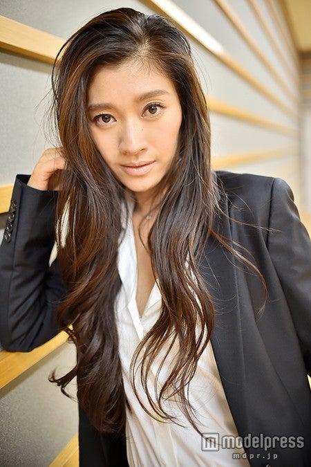 篠原涼子 アンフェア 卒業で想うこと 自身発案セクシーシーンは 妖艶さがほしかった モデルプレスインタビュー モデルプレス