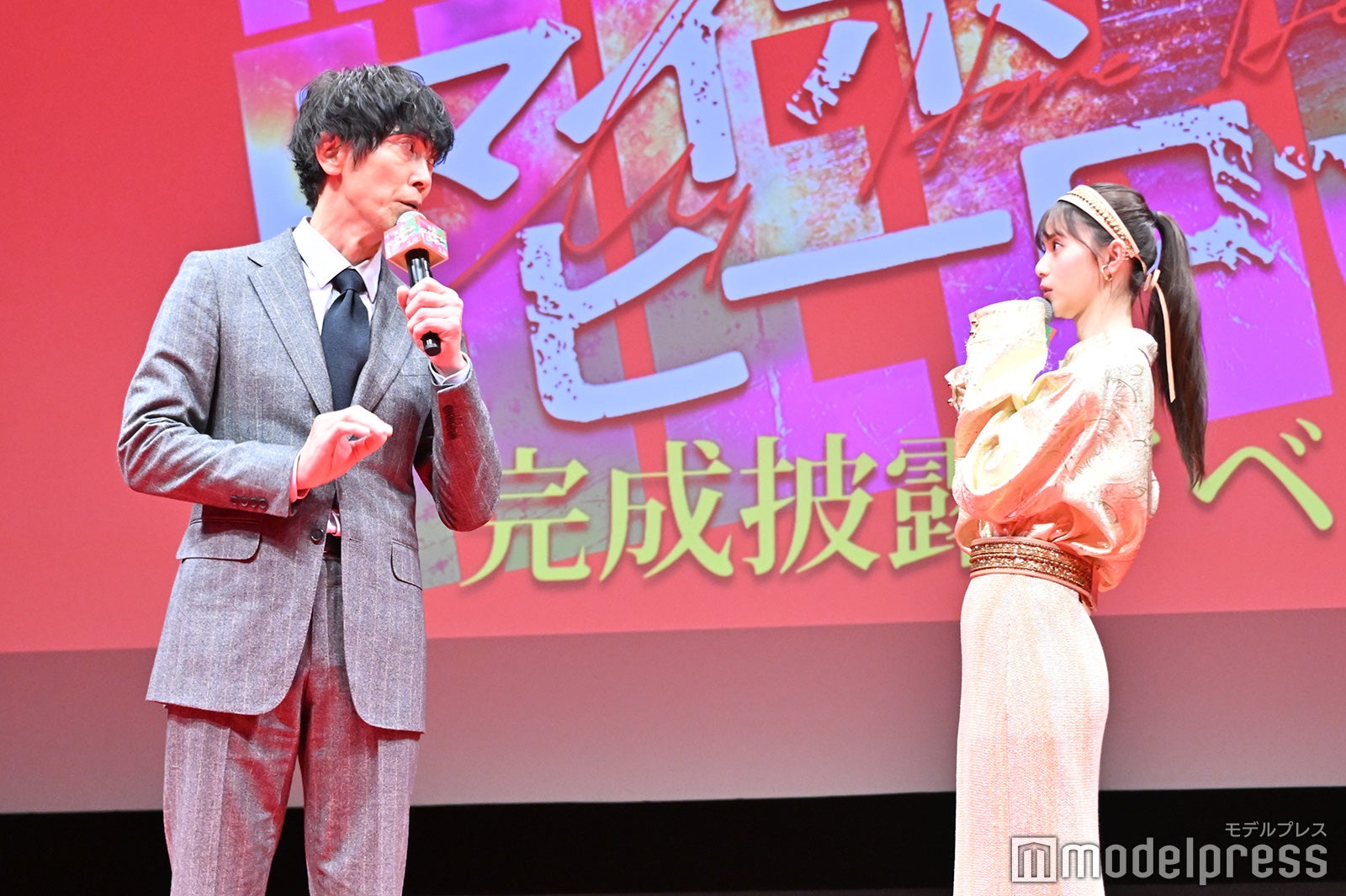 齋藤飛鳥のシーンで泣いていた佐々木蔵之介（C）モデルプレス