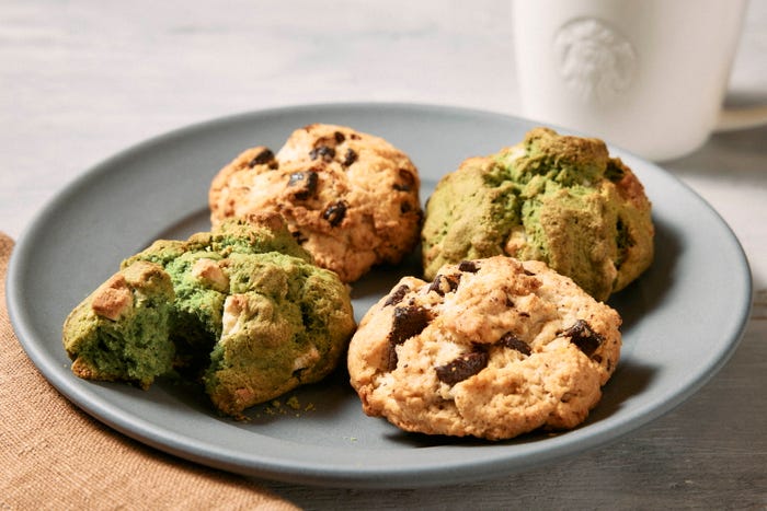 チョコレートチャンクスコーン、抹茶&ホワイトチョコスコーン/提供画像