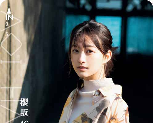櫻坂46原田葵、花柄シャツ&凛々しい視線に釘付け