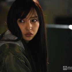 板野友美、恐怖に慄く“衝撃”映像解禁