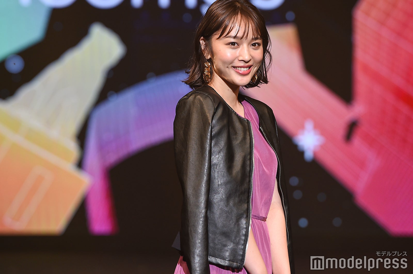 （C）モデルプレス