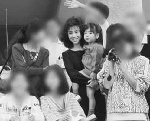 神田沙也加さん 母・松田聖子と二人三脚で歩んだ幼少期「聖子さんは毎年運動会の応援に来られて……」