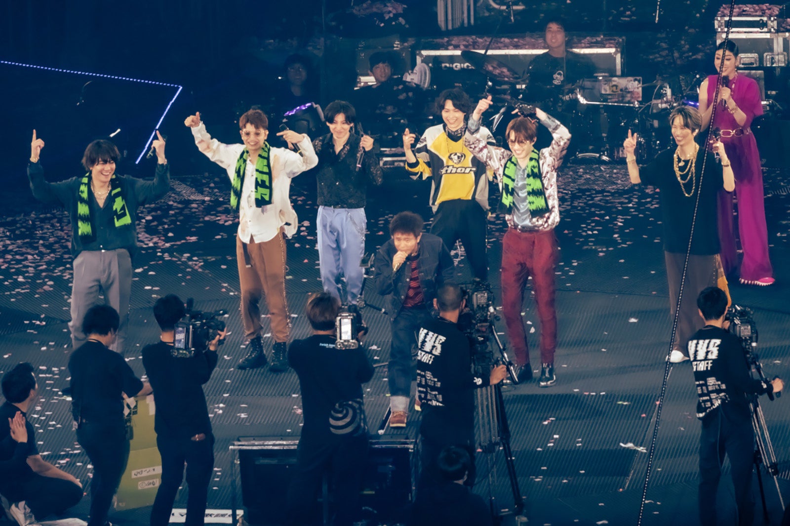 SixTONES、初4大ドームツアー公演中に浜田雅功ら乱入「出張！ハマダ歌謡祭」バトル開幕で5万5千人熱狂