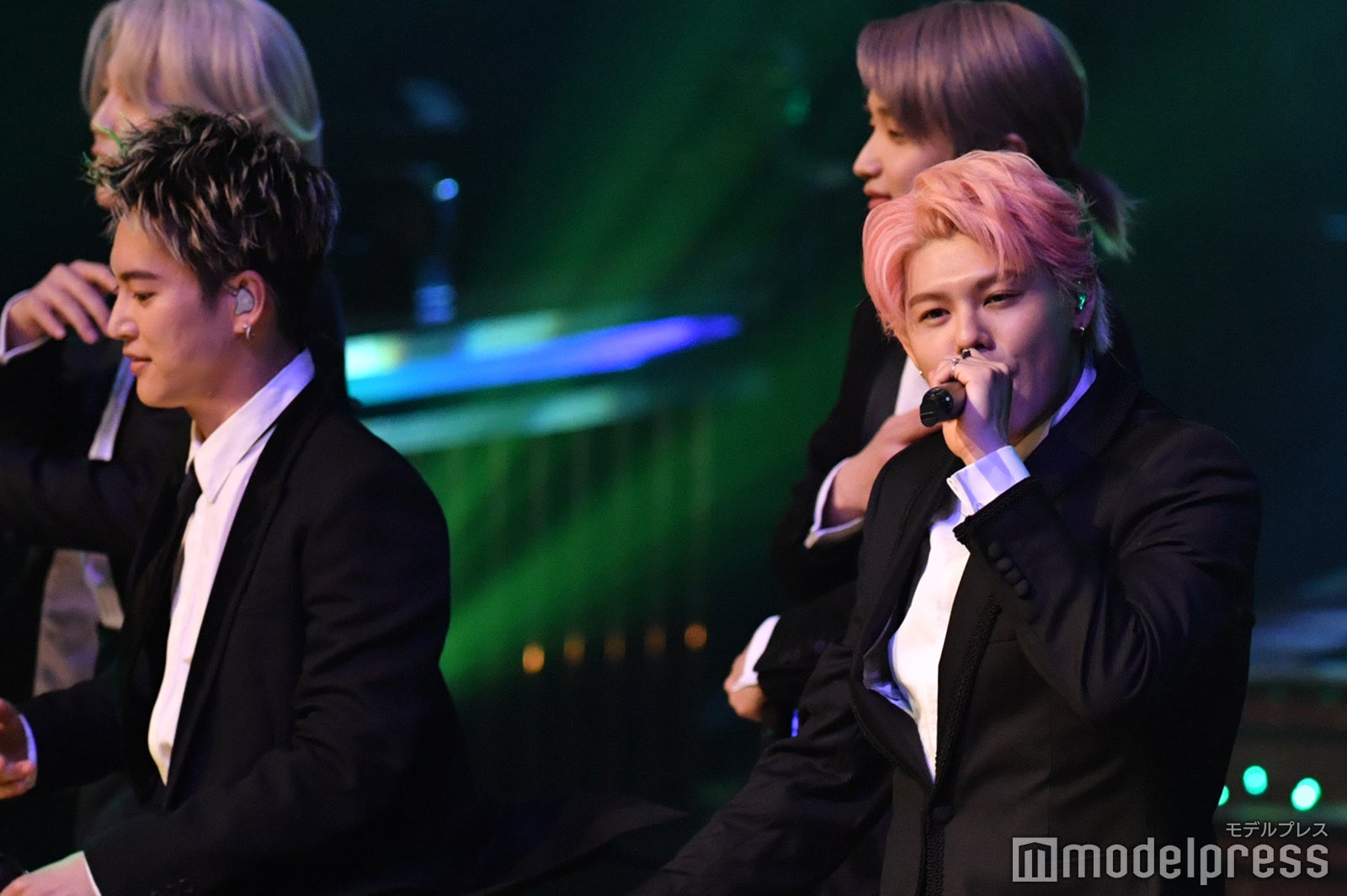 （C）モデルプレス