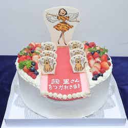 『ブギウギ』と『虎に翼』をモチーフにした特製ケーキ（C）NHK