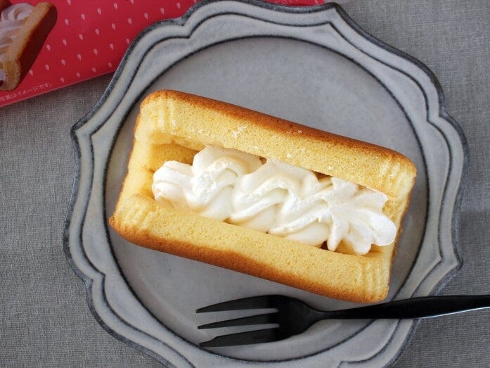 ミルク風味のホイップがおいしい、ローソンの台湾カステラ
