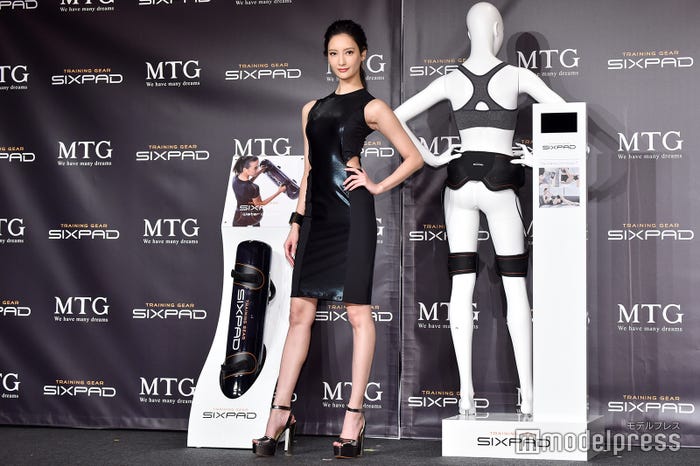 菜々緒(C)モデルプレス