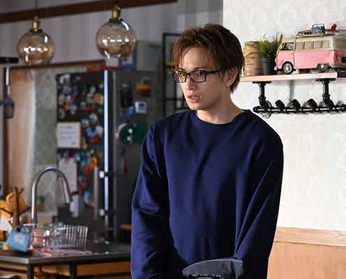 「リビングの松永さん」松永(中島健人)、“ジャケット相合い傘”・ラスト3分で見せたギャップ…初回から胸キュン行動続出で世界トレンド1位の反響「雨キュン」「理想のツンデレ」