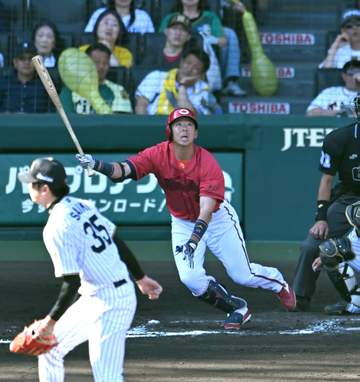 広島が競り勝つ 七回に野間が決勝のタイムリー 先発・岡本が七回途中無失点で2勝目