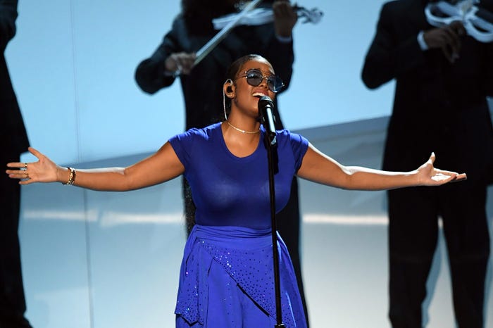 H.E.R./photo by Getty Images