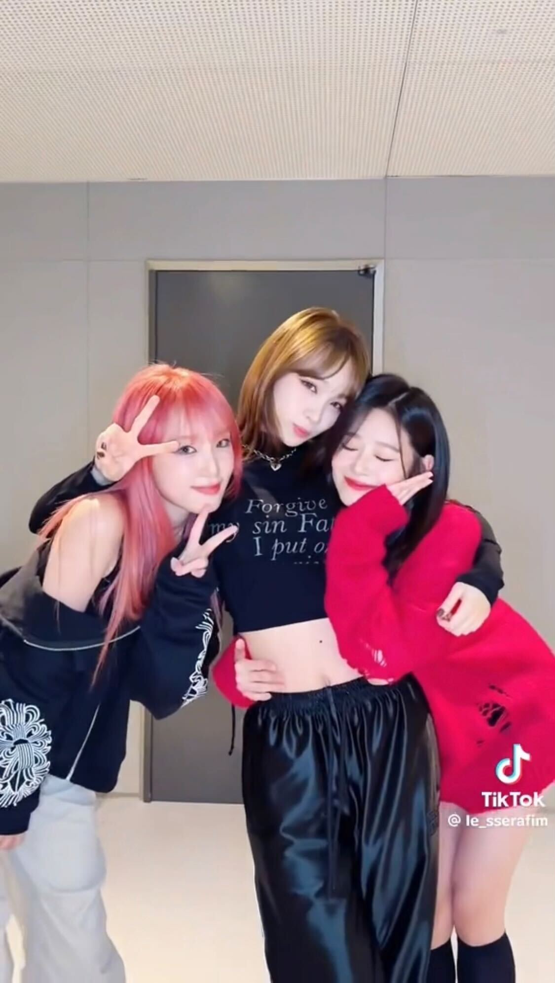 IZ*ONE出身”KIM CHAEWON・MINJU・YENAのダンスコラボに「夢 IZ*ONE出身”KIM CHAEWON・MINJU・YENAのダンスコラボに「夢