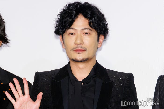 稲垣吾郎(C)モデルプレス