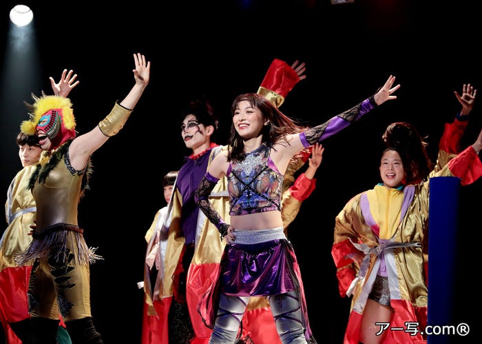 内田理央(中央)/提供写真