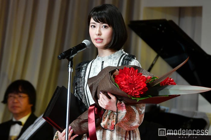 浜辺美波(C)モデルプレス