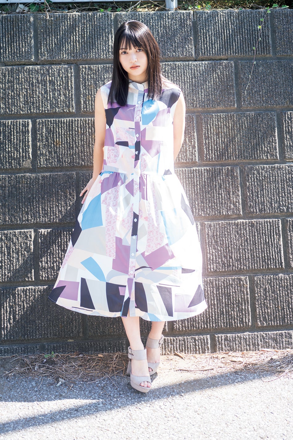 佐山すずか（C）佐藤佑一、光文社