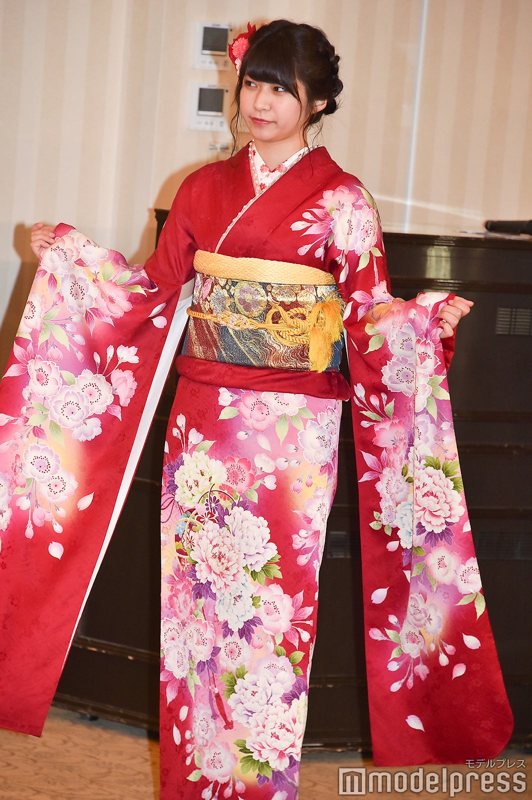 藤原あずさ／AKB48グループ成人式記念撮影会 （C）モデルプレス