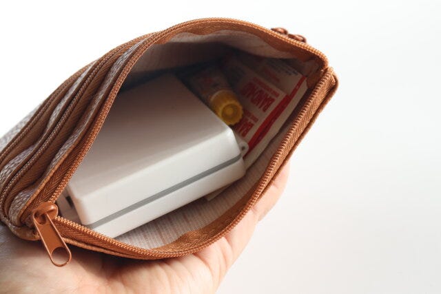 収納　ペンケース　救急