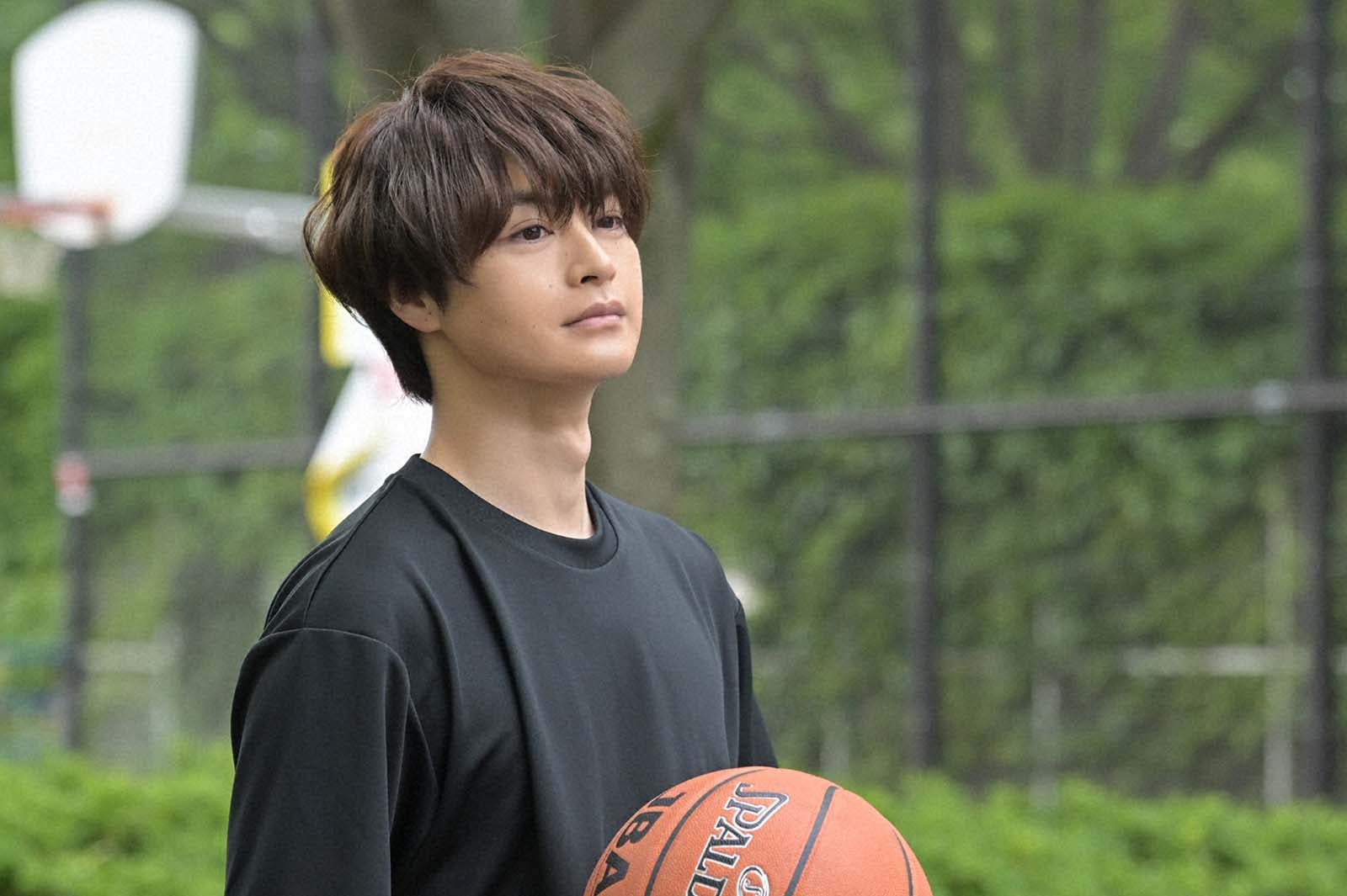 瀬戸康史「くるり～誰が私と恋をした？～」第7話より（C）TBS