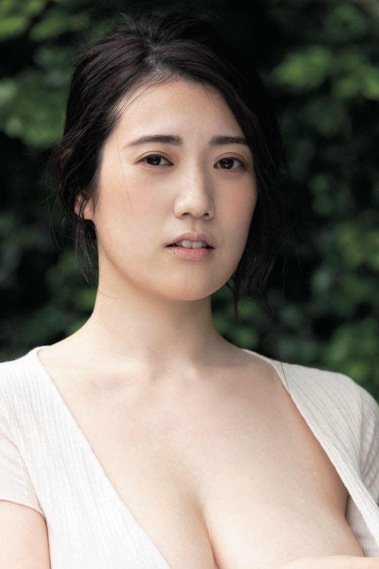 画像10 10 鈴木優香 初水着グラビアで豊満バスト披露 文春砲 直撃時の心境も赤裸々告白 モデルプレス