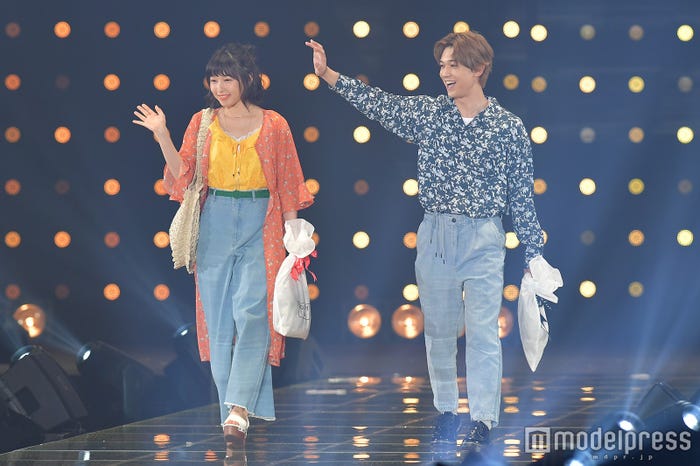 桜井日奈子、吉沢亮 (C)モデルプレス