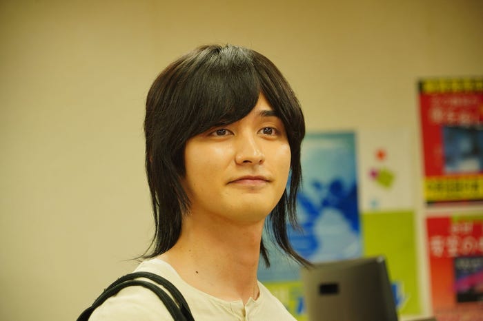 瀬戸利樹(C)那多ここね/SQUARE ENIX・ドラマ「クールドジ男子」製作委員会