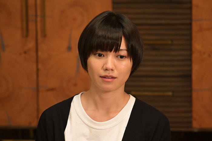 二階堂ふみ「プロミス・シンデレラ」第3話より(C)TBS